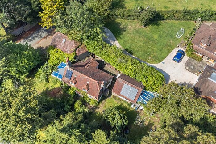3 Bedroom Detached House For Sale In Cooksbridge, Lewes, BN8