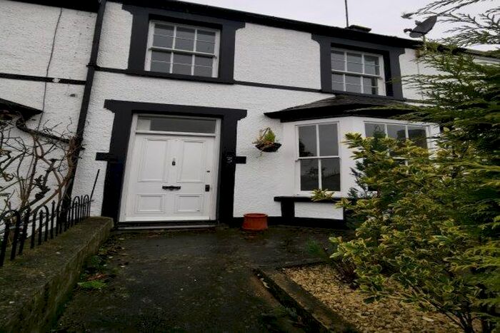 3 Bedroom Terraced House To Rent In Newboro Terrace, Conwy, LL32