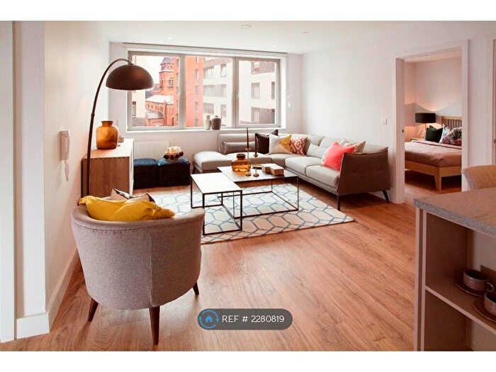 2 Bedroom Flat To Rent In Cotton Field Wharf, Manchester, M4