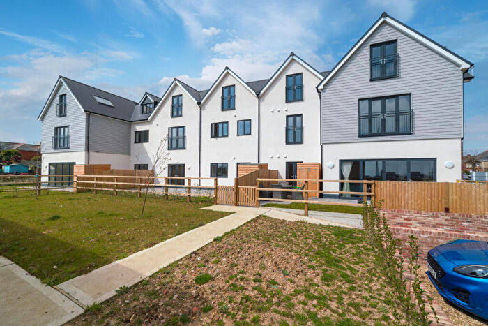 2 Bedroom Flat To Rent In Seahaven, Carter Street, PO36