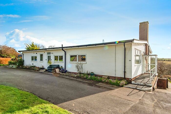 1 Bedroom Flat For Sale In Victoria Drive, Southdowns, South Darenth, Kent, DA4