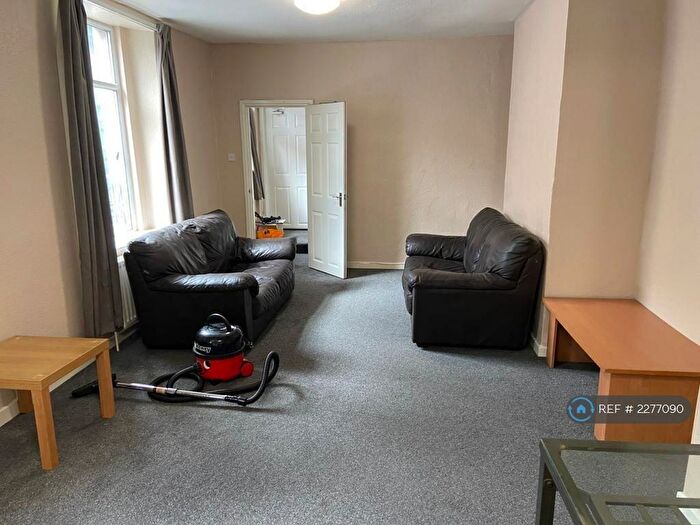 4 Bedroom End Of Terrace House To Rent In Stokes Croft, Bristol, BS1