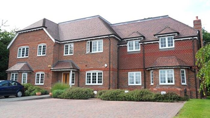 2 Bedroom Apartment To Rent In Forest Road, RG42