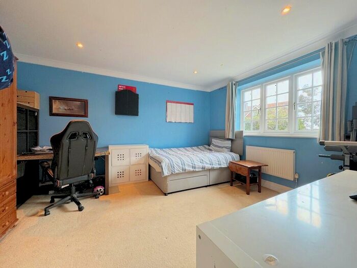 5 Bedroom Detached House For Sale In Netherne-on-the-Hill, Surrey, CR5