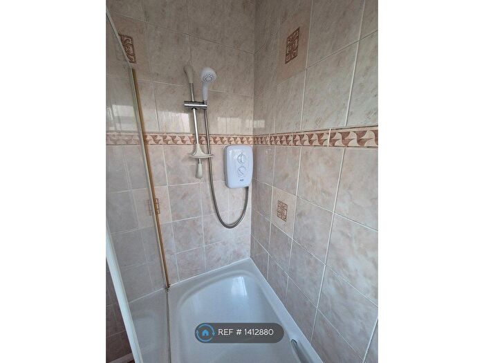 1 Bedroom Flat To Rent In Lannacombe Road, Birmingham, B31
