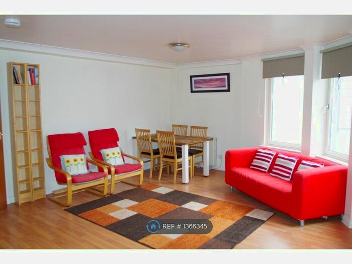 2 Bedroom Flat To Rent In Carmelite Street, Aberdeen, AB11