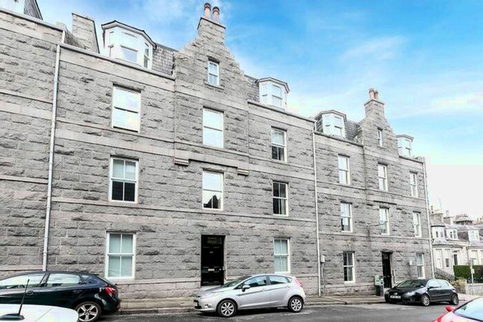 1 Bedroom Flat To Rent In Gilcomston Park, Aberdeen, AB25