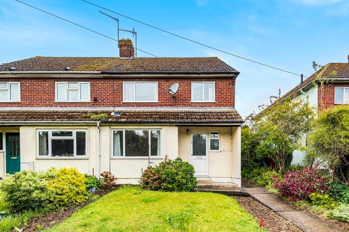 3 Bedroom Semi-Detached House To Rent In Kirtlington, Oxfordshire, OX5