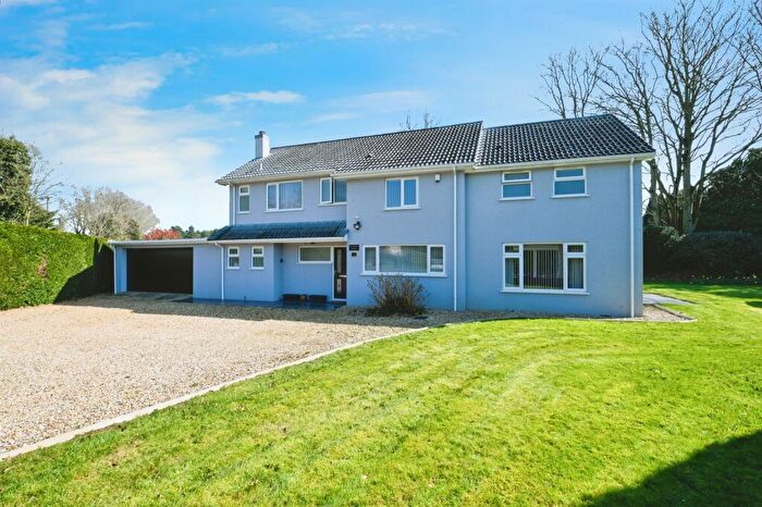 5 Bedroom Detached House For Sale In Cedar Grove, North Runcton, King's Lynn, PE33