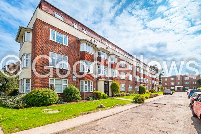 2 Bedroom Flat To Rent In Briar Court, London Road, Cheam, SM3