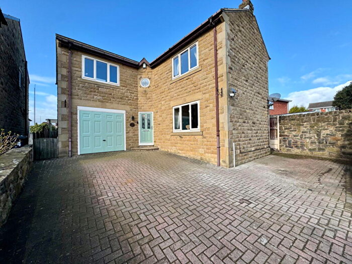 4 Bedroom Detached House For Sale In Dovecote Mews, Monk Bretton, Barnsley, S71