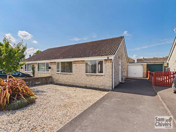 2 Bedroom Semi-Detached Bungalow For Sale In Shelley Road, Westfield, Radstock, BA3