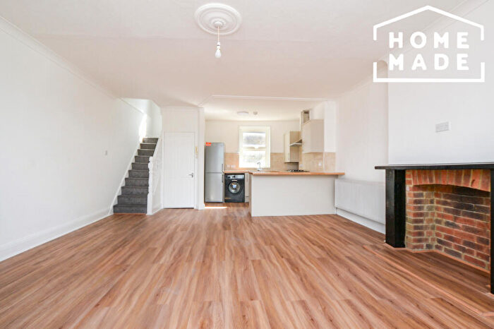 3 Bedroom Terraced House To Rent In Lee High Road, SE15