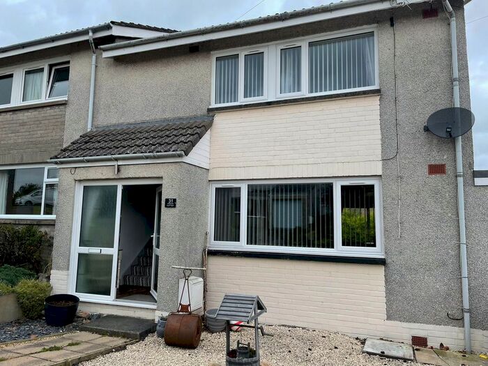 3 Bedroom Semi-Detached House For Sale In Ladylands Terrace, Selkirk, TD7