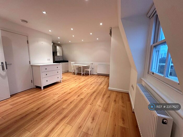 Studio To Rent In Pedlers Apartments, London, E3