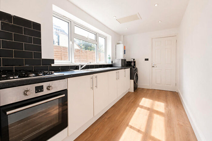 3 Bedroom Terraced House To Rent In Harnall Lane East, Coventry, CV1
