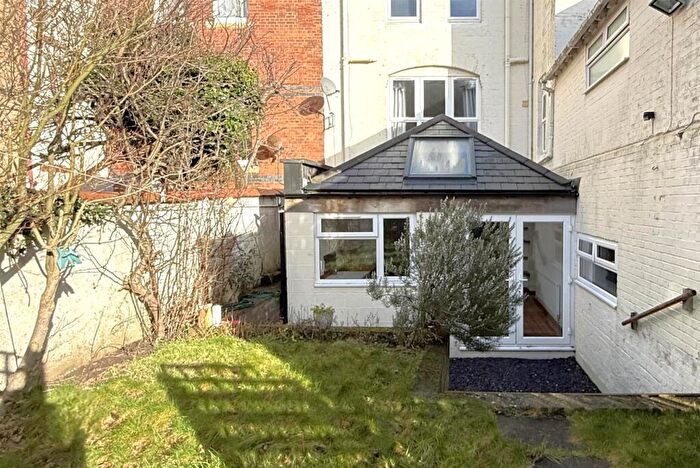 2 Bedroom Flat For Sale In Dorchester Road, Greenhill, DT4