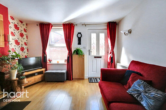 2 Bedroom Terraced House For Sale In St Nicholas Street, Dereham, NR19