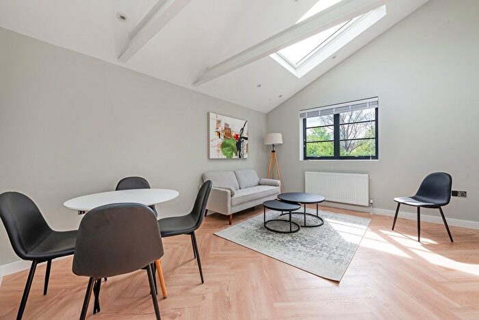 1 Bedroom Flat For Sale In Fordwych Road, London, NW2