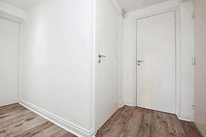 1 Bedroom Flat For Sale In Haven Gardens, Darlington, Durham, DL1