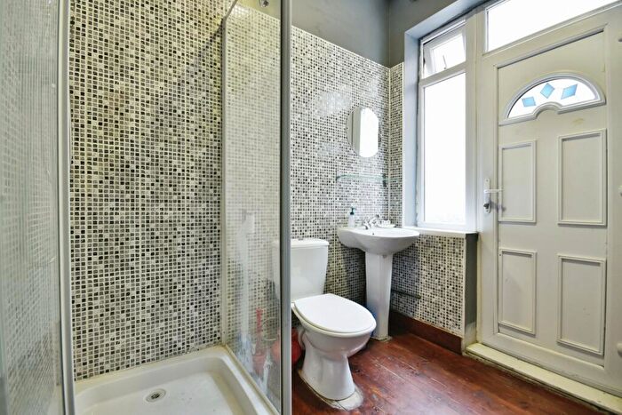 3 Bedroom Semi-Detached House For Sale In Clarendon Road West, Chorlton, Lancashire, M21