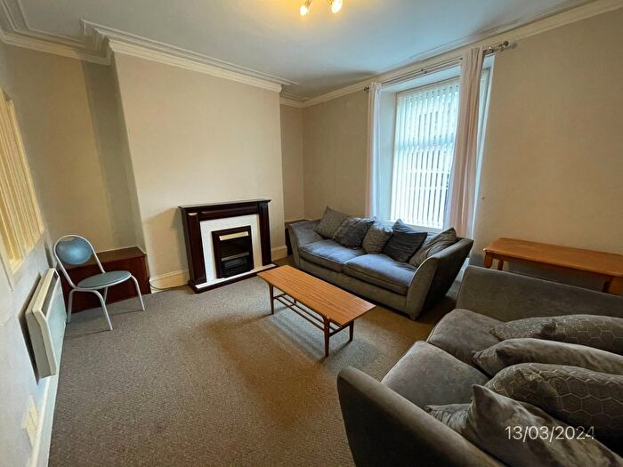 1 Bedroom Flat To Rent In Walker Road, Ground Floor Right, Aberdeen, AB11