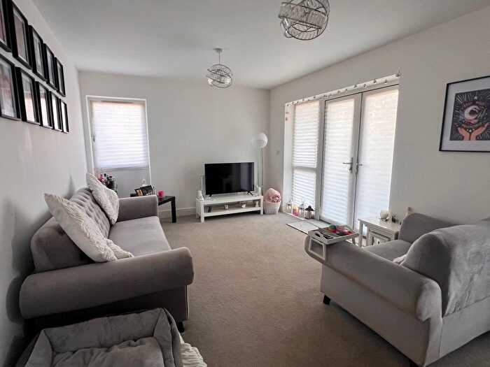 2 Bedroom Flat For Sale In Flat, Meon Court, Titchfield Close, Havant, Hampshire, PO9