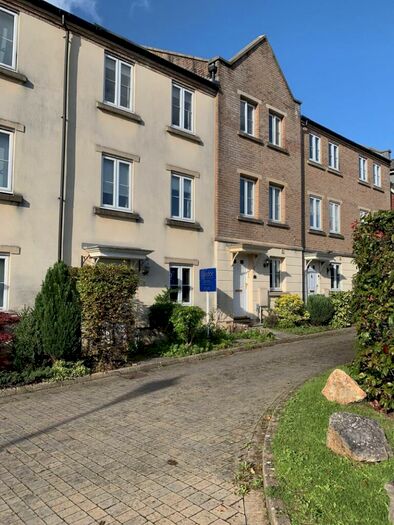 4 Bedroom Terraced House To Rent In Watson Place, Exeter, EX2