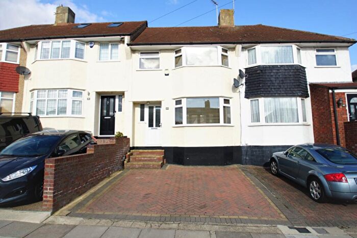 3 Bedroom Property To Rent In Ridgeway West, Sidcup, DA15