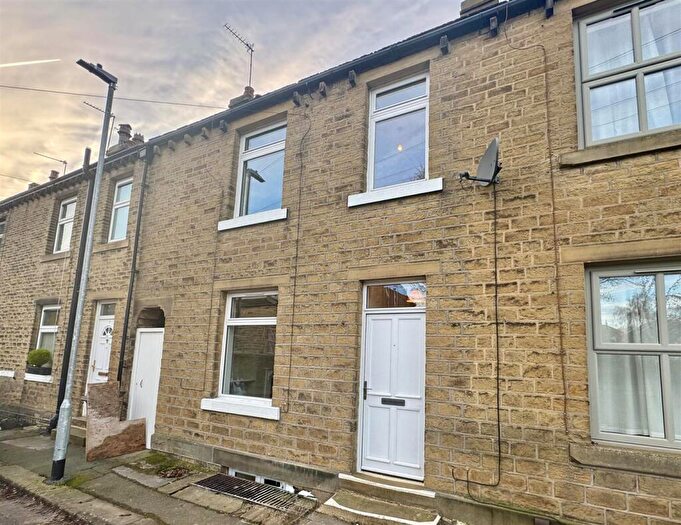 2 Bedroom Terraced House For Sale In Beaumont Street, Netherton, Huddersfield, HD4