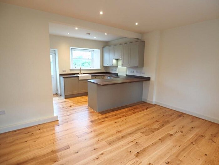 3 Bedroom Town House To Rent In Melbourne Place, North Berwick, EH39