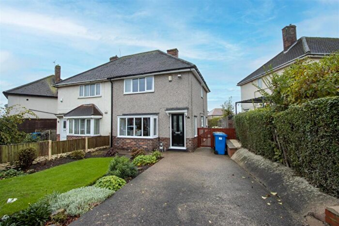 2 Bedroom Semi-Detached House For Sale In Grove Road, Brimington, Chesterfield, S43