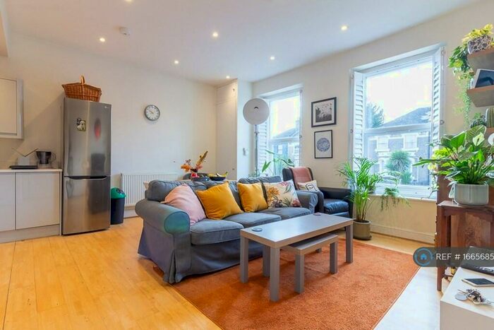 2 Bedroom Flat To Rent In Stanstead Road, London, SE23