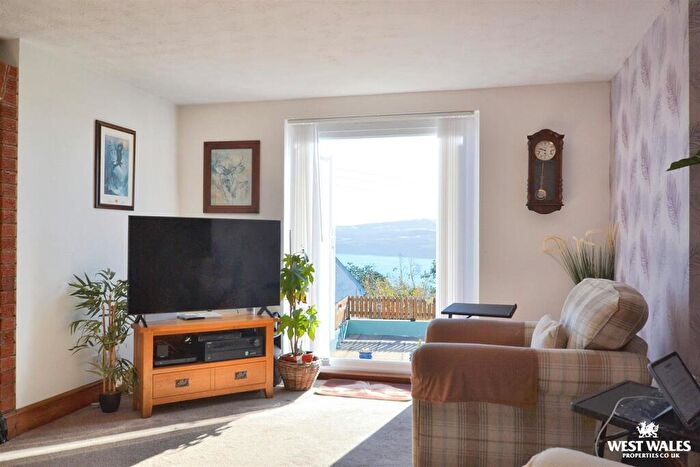 4 Bedroom Detached House For Sale In New Hill, Goodwick, SA64 - Photo 8