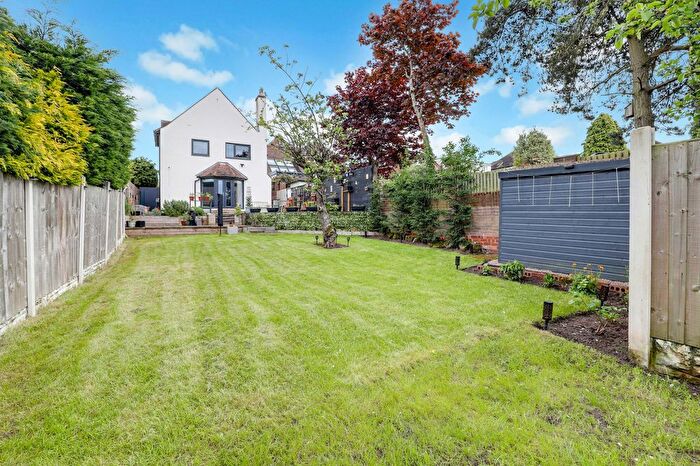 4 Bedroom Detached House For Sale In High Oakham Hill, Mansfield, NG18