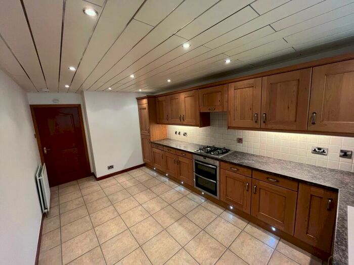 2 Bedroom Apartment To Rent In Canon Byrne Glebe, Kirkcaldy, KY1