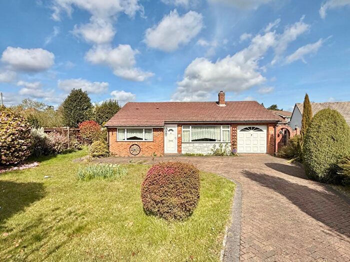 3 Bedroom Detached Bungalow For Sale In Chaveney Close, Dibden Purlieu, SO45