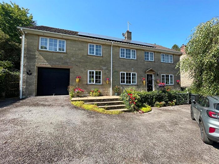 5 Bedroom Detached House For Sale In Newbery Lane, Misterton - Annexe, TA18
