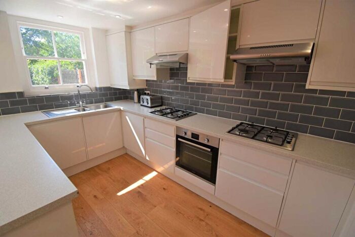 6 Bedroom Terraced House To Rent In Addington Road, Reading, RG1