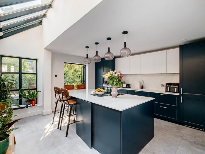 4 Bedroom Terraced House To Rent In Cathles Road, London, SW12