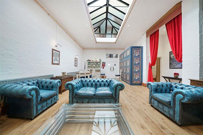 3 Bedroom Flat For Sale In Royal College Street, London, NW1