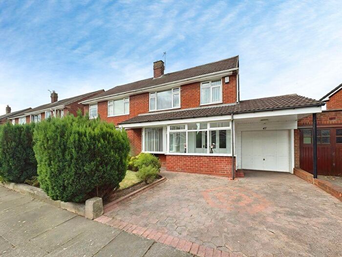 3 Bedroom Semi-Detached House For Sale In Weardale Avenue, Newcastle Upon Tyne, NE12