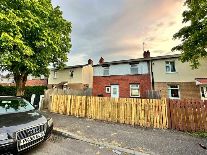 3 Bedroom Semi-Detached House To Rent In Chequer Avenue, Belle Vue, Doncaster, DN4