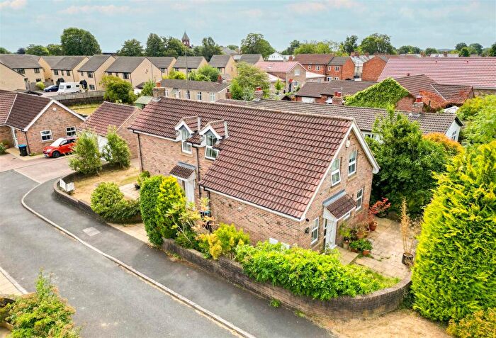 3 Bedroom Detached House For Sale In Lark Lane, Ripon, HG4