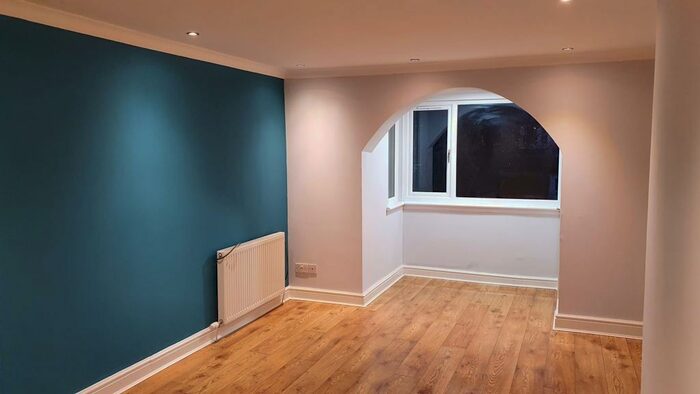 2 Bedroom Flat To Rent In Denmilne Street, Glasgow, Lanarkshire, G34