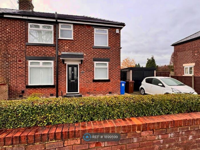3 Bedroom Semi-Detached House To Rent In Tame Street, Denton, Manchester, M34