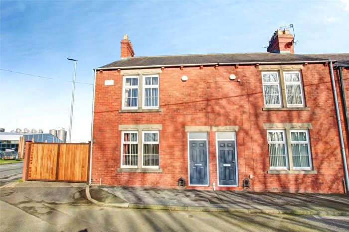 2 Bedroom Terraced House For Sale In Coronation Terrace, Gilesgate, Durham, DH1