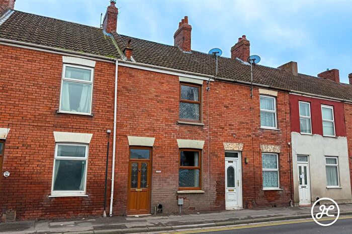 2 Bedroom Terraced House For Sale In Bristol Road, Bridgwater, TA6