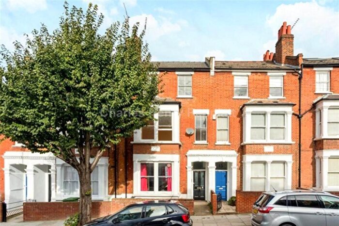 2 Bedroom Apartment To Rent In Melgund Road, Highbury, N5