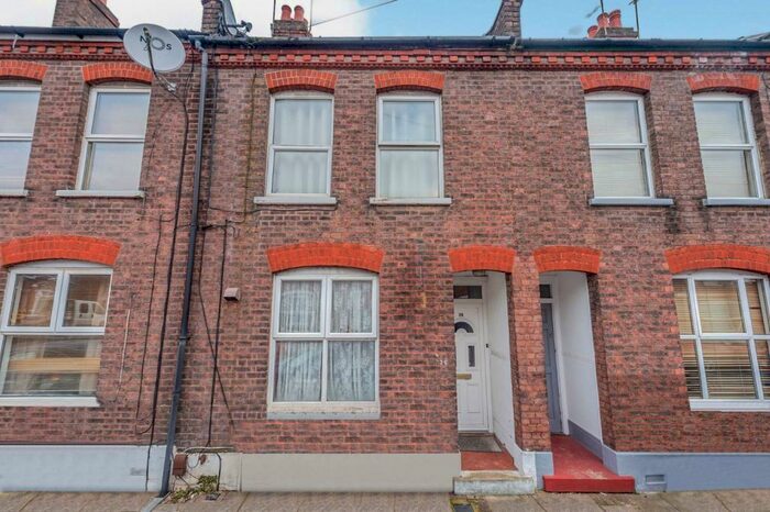 3 Bedroom House To Rent In William Street Luton, LU2